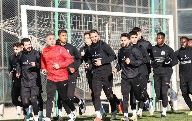 "Neftçi" qələbəni son dəqiqədə əldən verdi 