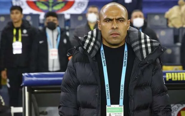 Super Liqa klubu 11 gün əvvəl işə başlayan Nobreni göndərdi 