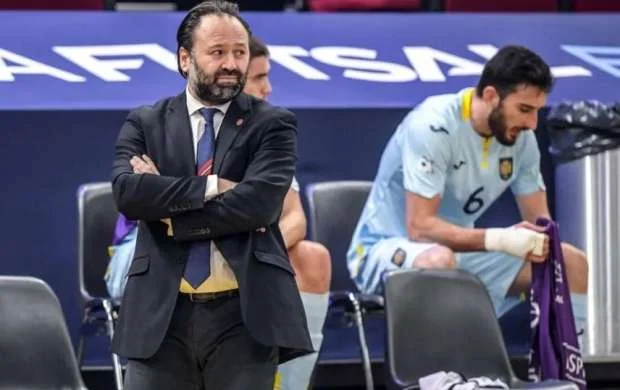 "Azərbaycan millisinin səhvlərimizdən yararlanmasına izn verdik" 