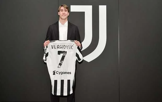 "Yuventus" transfer bombasını partlatdı 