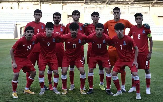 Azərbaycan millisi ukraynalılara uduzdu 