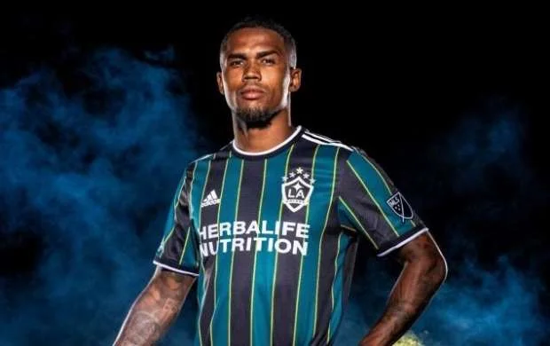 "Yuventus"un futbolçusu MLS klubunda - RƏSMİ 