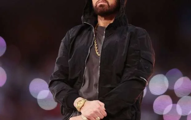 "50 cent", Eminem, Dr.Dre NFL arenasında - VİDEO 