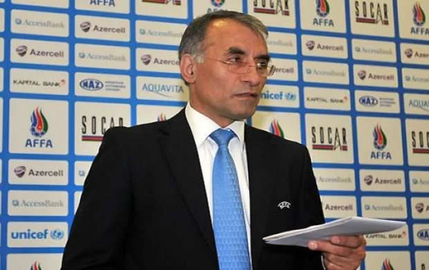 "Ştuxlik 3 ildə ortaya kimi çıxarıb?" - Xaqani Məmmədov 