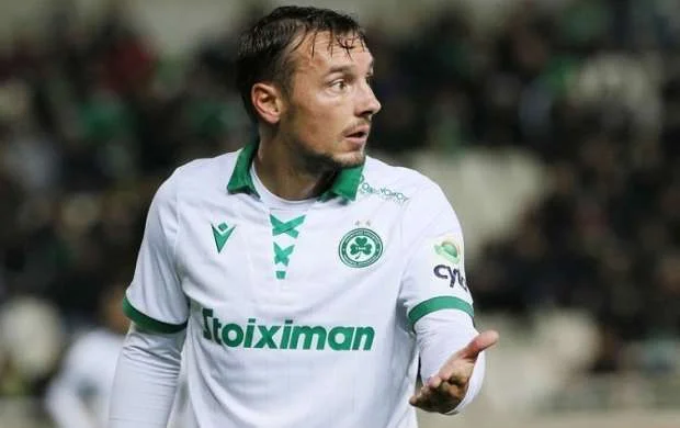 "Omoniya"nın oyunçusu "Qarabağ"ı "satdı" 