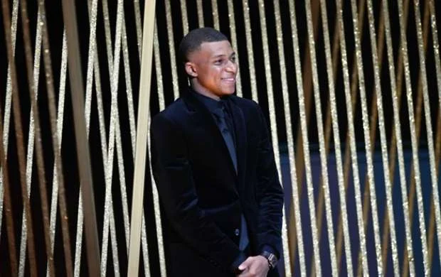 PSJ Mbappe üçün xəzinəni açacaq - Rekord məbləğ  