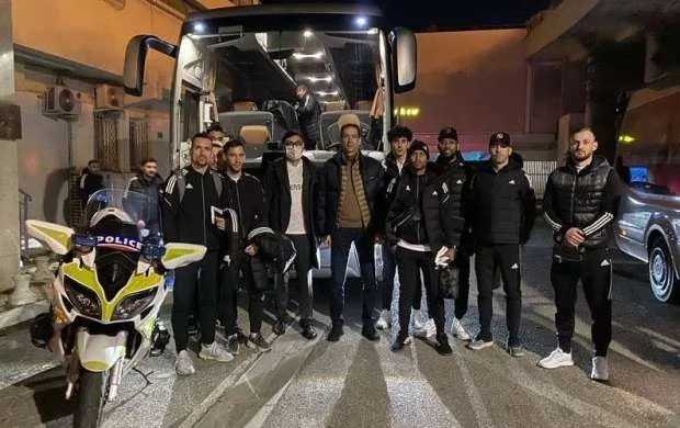 Nazir və səfir “Qarabağ”ın futbolçuları ilə görüşdü 