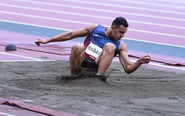 Atletimiz Fransada 5-ci oldu 