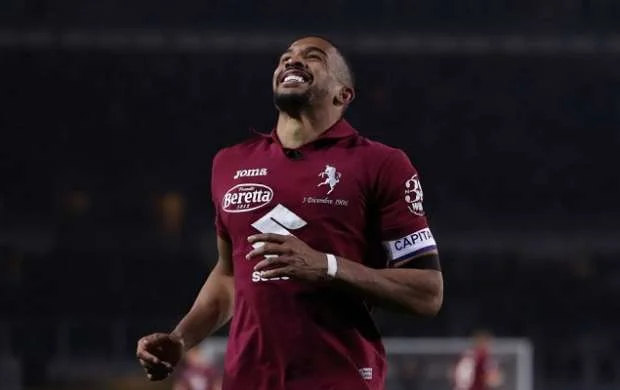 "Bayern Münhen" A Seriyasından futbolçu bəyənib 