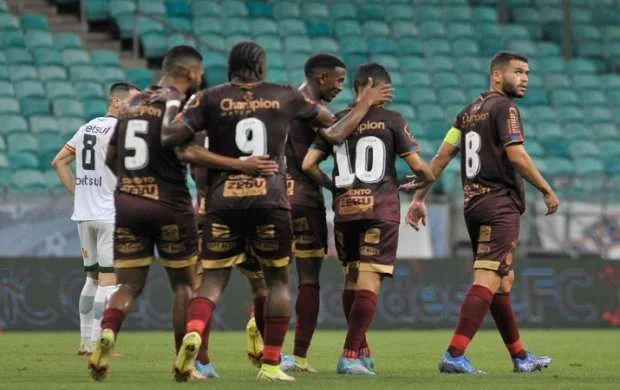 Braziliyada şok: klub avtobusunda bomba partladı 