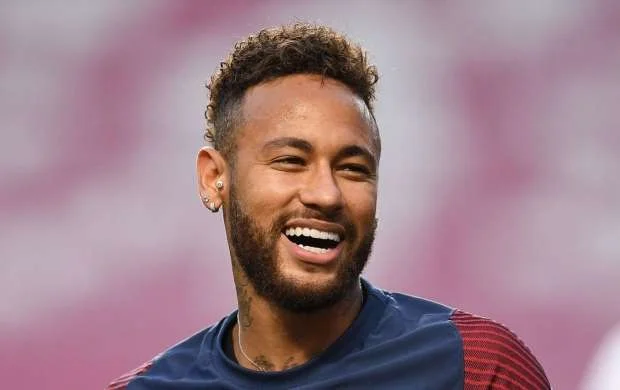 Neymar 10 yaşında "Real Madrid"dən təklif alıb - Özü dedi 