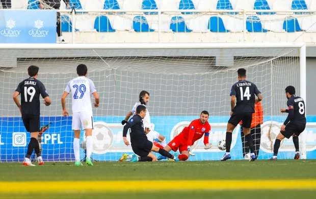 APL: "Neftçi" qalib gəldi,  "Qəbələ" "Sumqayıt"ı darmadağın etdi 