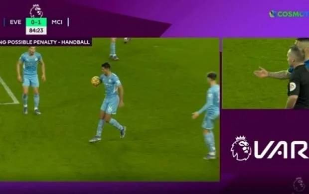 Hakimlər Komitəsinin sədri "Everton"dan üzr istədi 