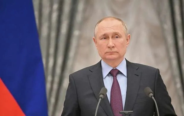 Putinə verilmiş orden geri alındı 