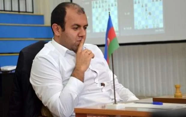 Məmmədov Karyakinə: "Təlxəyə çevrilib qardaşlarının ölümünü dəstəkləyirsən" 