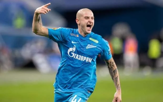 "Zenit" ukraynalı müdafiəçisi barədə məlumat yaydı 
