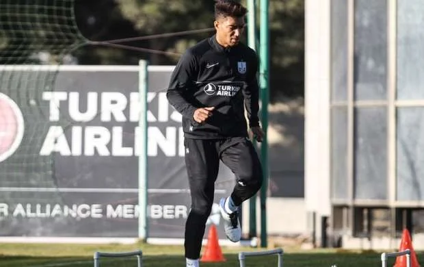 "Çünki biz “Neftçi”yik" - Eddi İsrafilov 