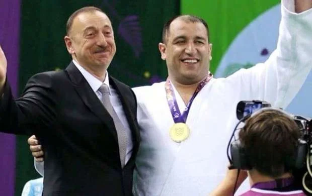 "Mən "qaranlıq"da iki Olimpiada udmuşam..." - İlham Zəkiyev 