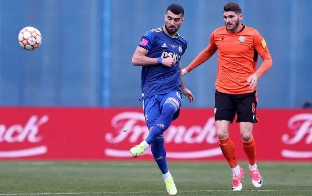 Emrelinin debütündən görüntülər: yubiley, xoreoqrafiya, tirə dəyən zərbə...- VİDEO/FOTO 