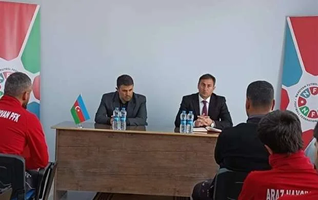 "Araz-Naxçıvan" yeni məşqçisini təqdim etdi 