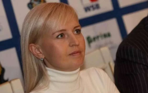 Dünya çempionu Alina orduya qoşuldu - FOTO 