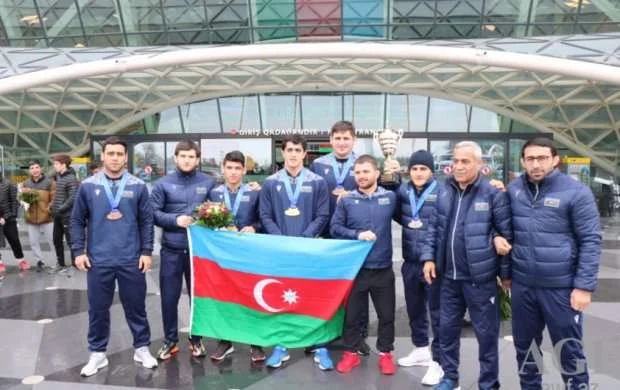Millimiz 2 qızıl, 1 gümüş, 2 bürünc medalla qayıtdı 