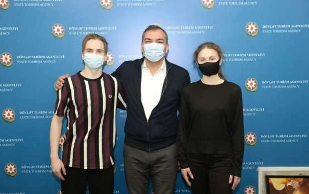 Federasiya prezidenti fiqurlu konkisürənlərlə görüşdü 