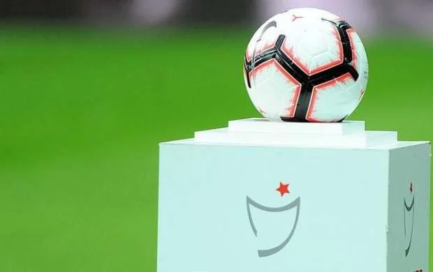 Super Liqa: Derbini "Qalatasaray" qazandı 