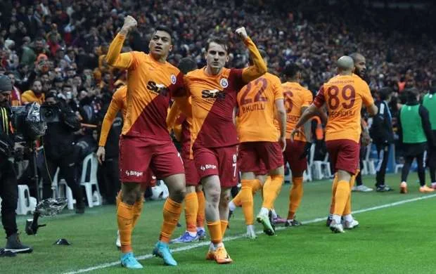 "Qalatasaray" derbini belə qazandı - VİDEO 