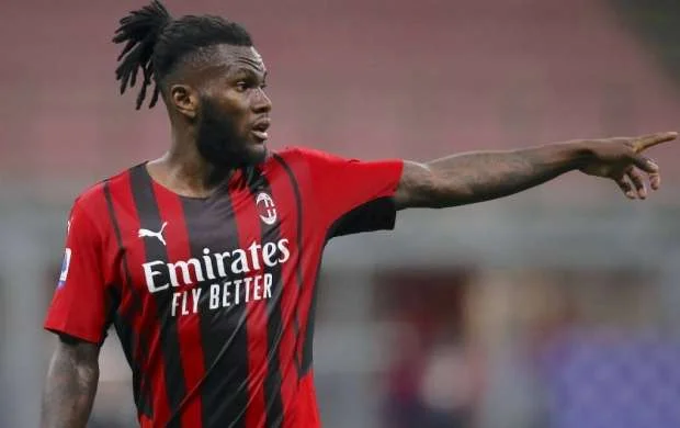 "Barselona" "Milan"ın yarımmüdafiəçisi ilə razılığa gəldi 