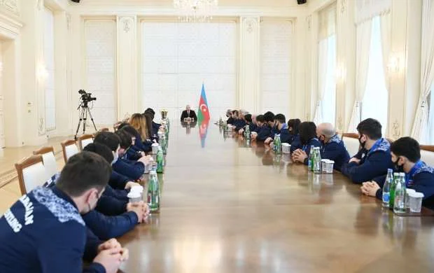 İlham Əliyev Avropa çempionatının iştirakçılarını qəbul etdi - YENİLƏNİB/FOTO 