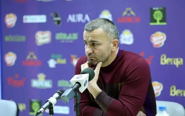 "Futbolçuların inamsızlığından narahatam" - Qurban Qurbanov 