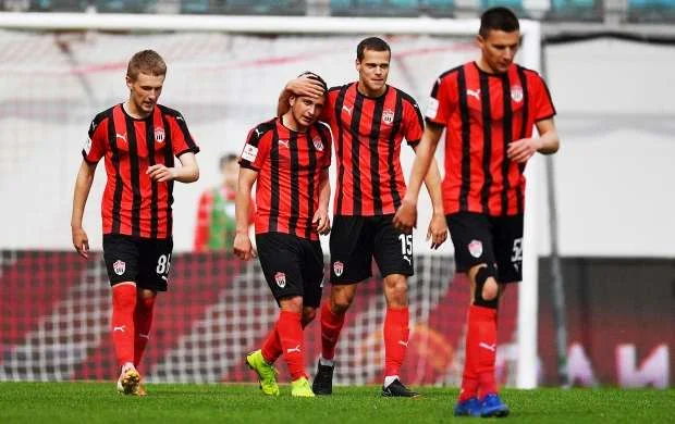 Rusiyalı klub rəsmisi: "Legionerlər bizim futbola ziyan vurur" 