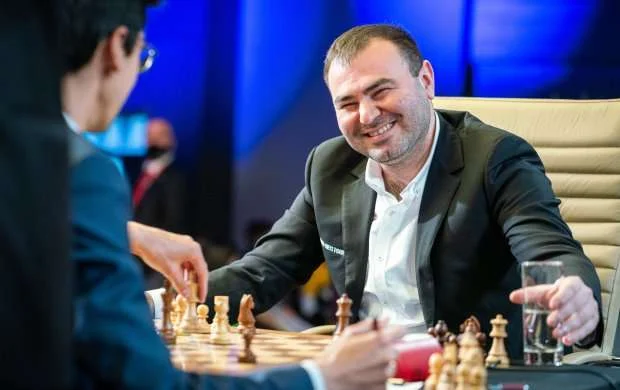 Məmmədyarovun zirvə "savaş"ı 