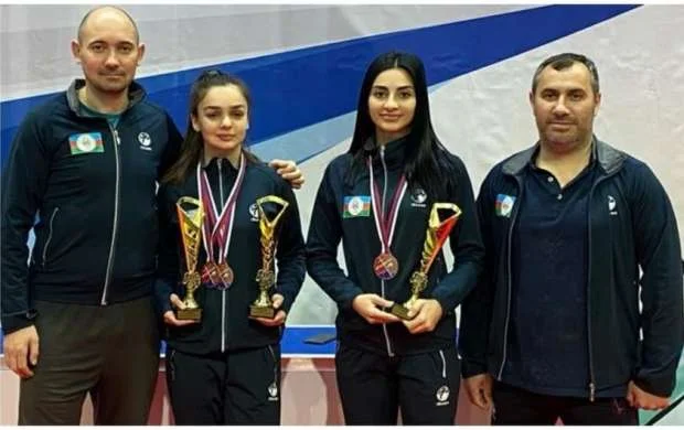 Azərbaycan millisi Slovakiyadan üç medalla dönür 