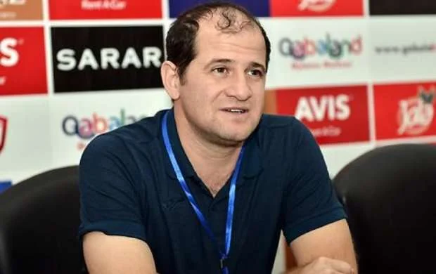 Elmar Baxşıyev fasilədən razı qalıb: "Heç kimin planı pozulmamalıdır" 