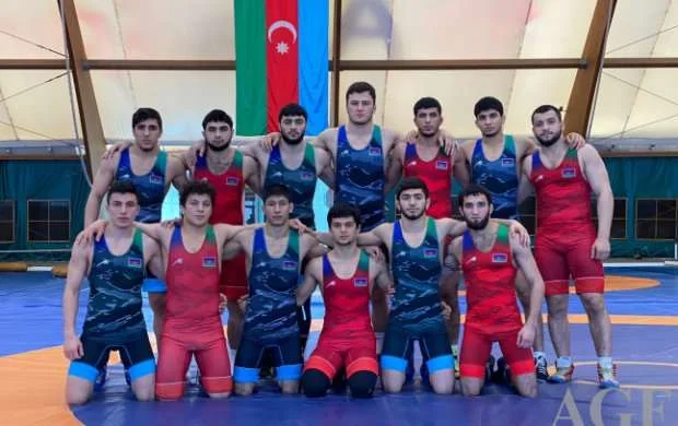 Gənc sərbəst güləşçilərin Türkiyə sınağı 