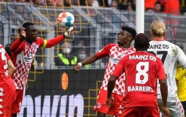 Almaniya Bundesliqası: "Maynts" səfərdən əliboş döndü 