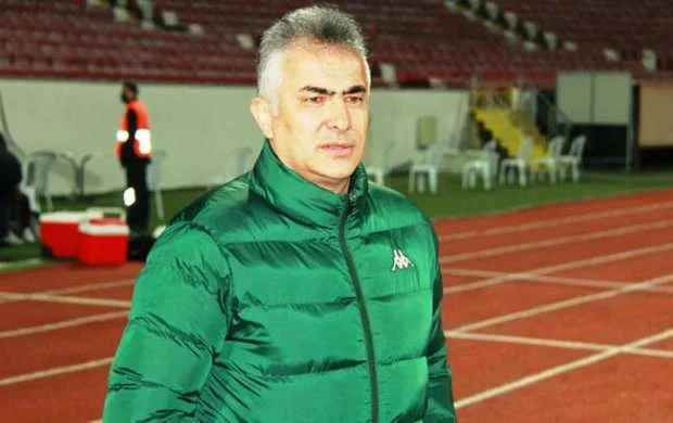 Namik Ələskərov istefaya səbəb oldu 