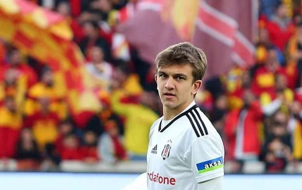İngiltərə klubu 20 yaşlı türkü istəyir 