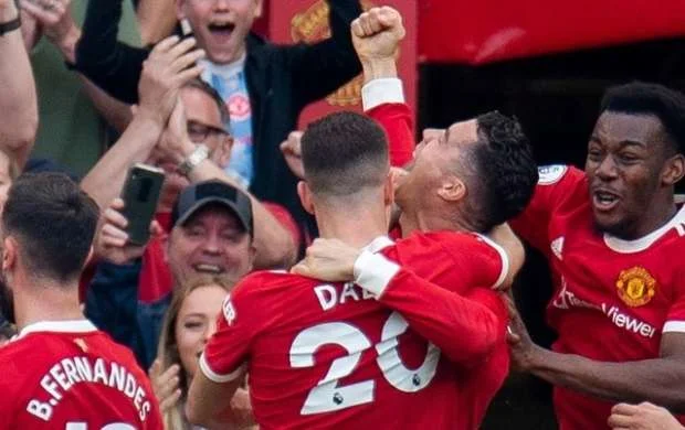 Ronaldu "Arsenal"la oyunda tarixi qola imza atdı 