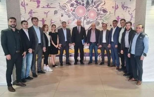 Arpaçay Karate Klubunun prezidenti Yavər Hüseynova böyük etimad 