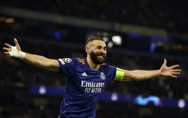 Benzema 1-ci pilləyə yüksəldi 