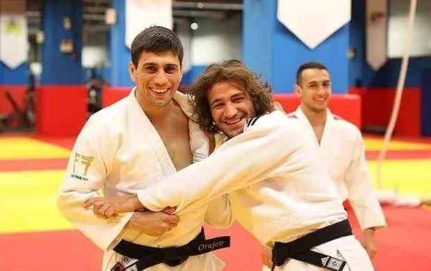 Heydərov ikiqat Avropa çempionu oldu, Orucovdan bürünc medal 