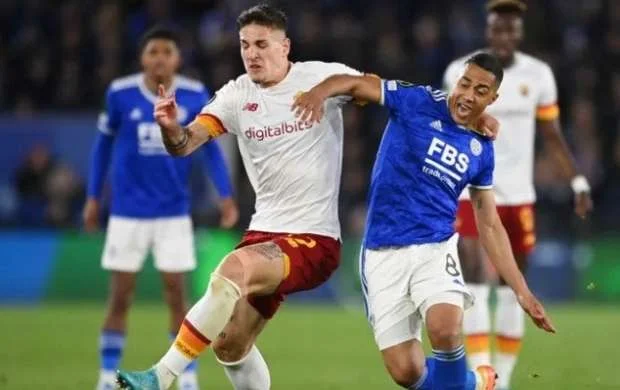 "Roma" "Lester"i 1 qolla yendi - VİDEO 