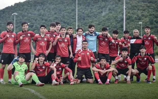"Qəbələ" qol yağdırıb çempion oldu 