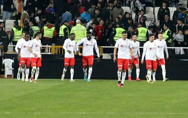 Türkiyə Kuboku: "Kayserispor"un finaldakı rəqibi bilindi 