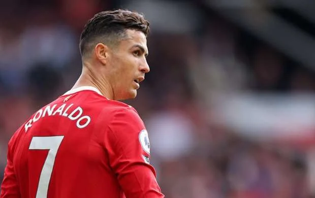 Ronaldu Runini geridə qoyub rekord yenilədi 