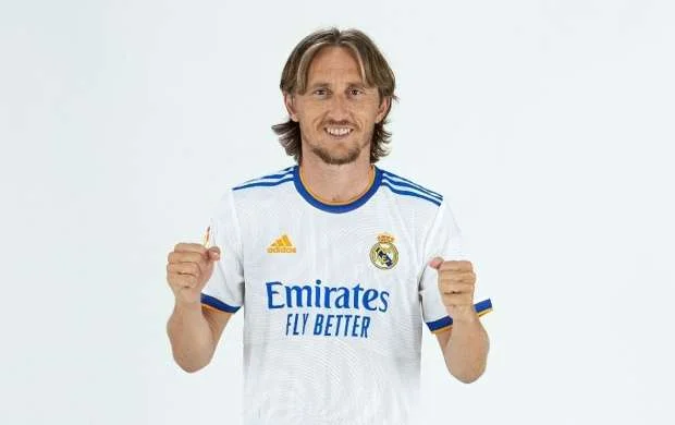 Luka Modriç "Real Madrid"lə müqaviləsini yeniləyəcək 