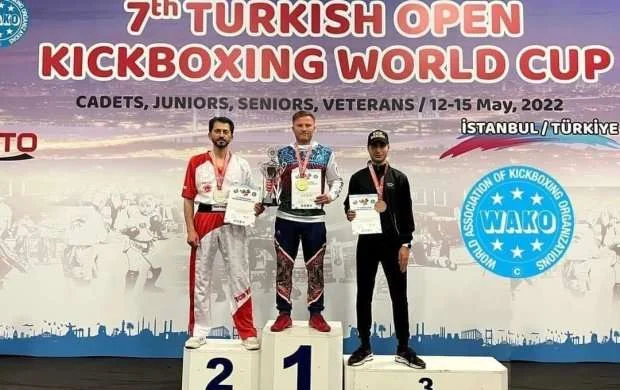Kikboksçularımız Türkiyədə 49 medal qazandı 